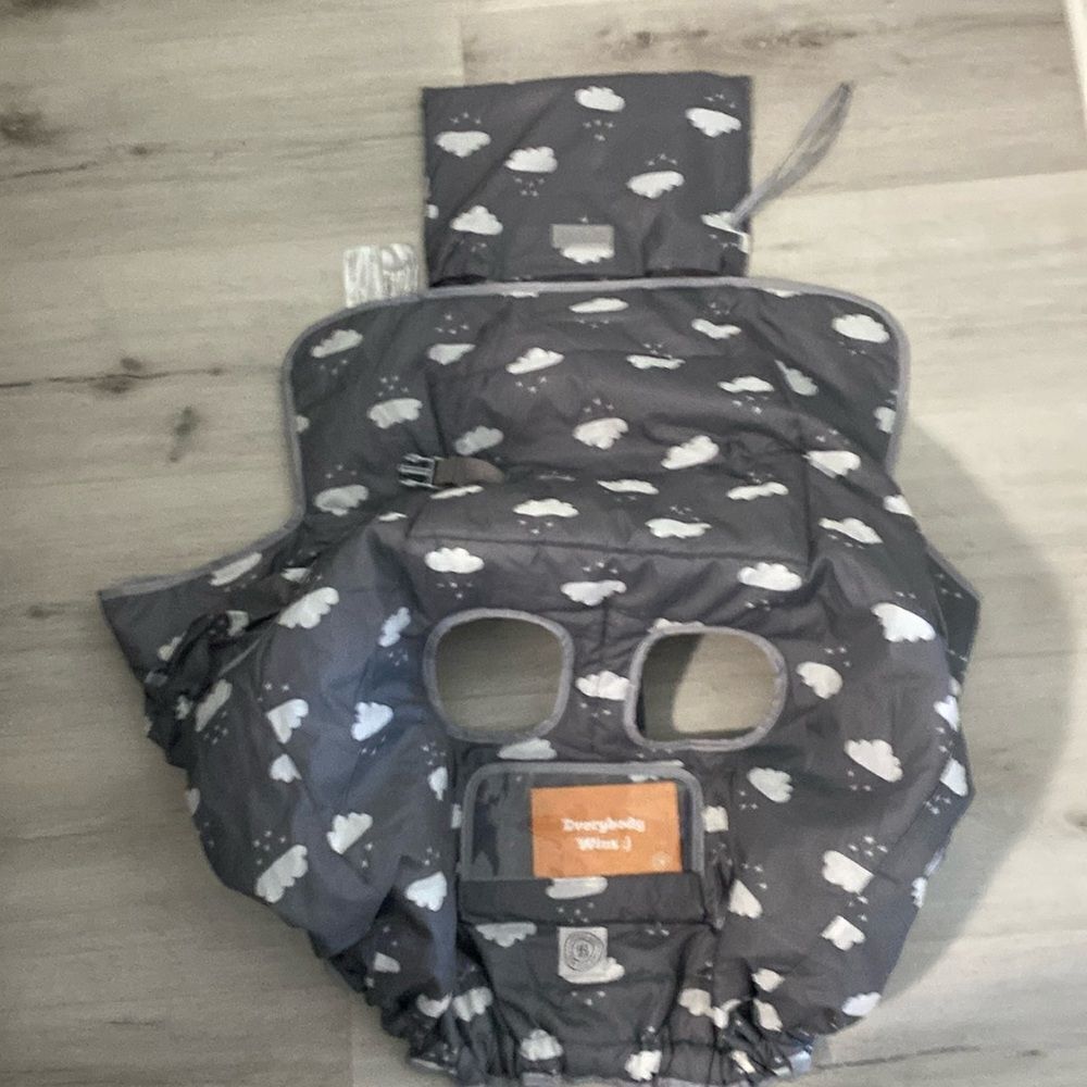 Lumiere- grey cloud chart and high chair seat cover